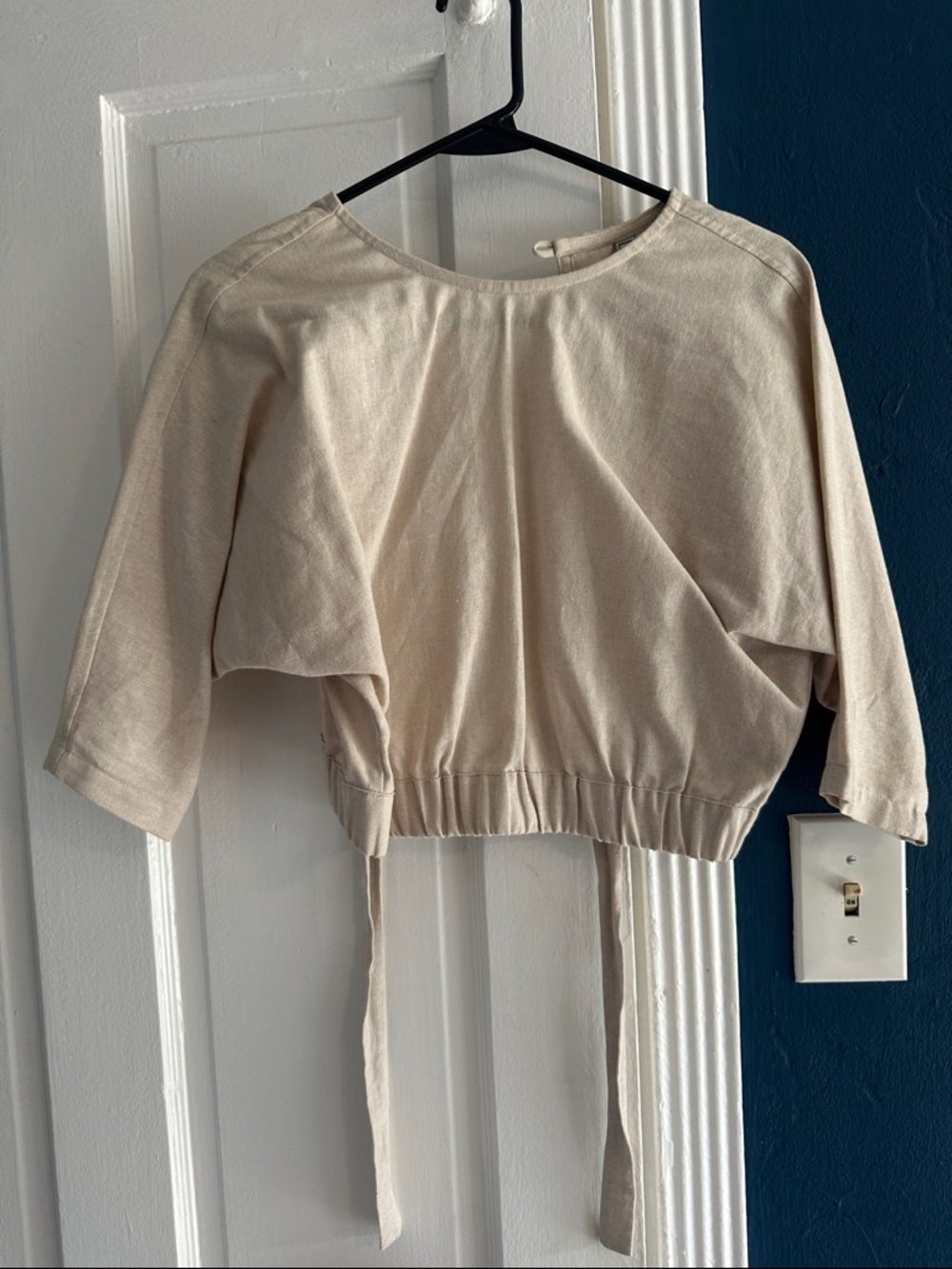 Mexico City Brand pure linen Women’s Cream Cropped Tie-Back Top